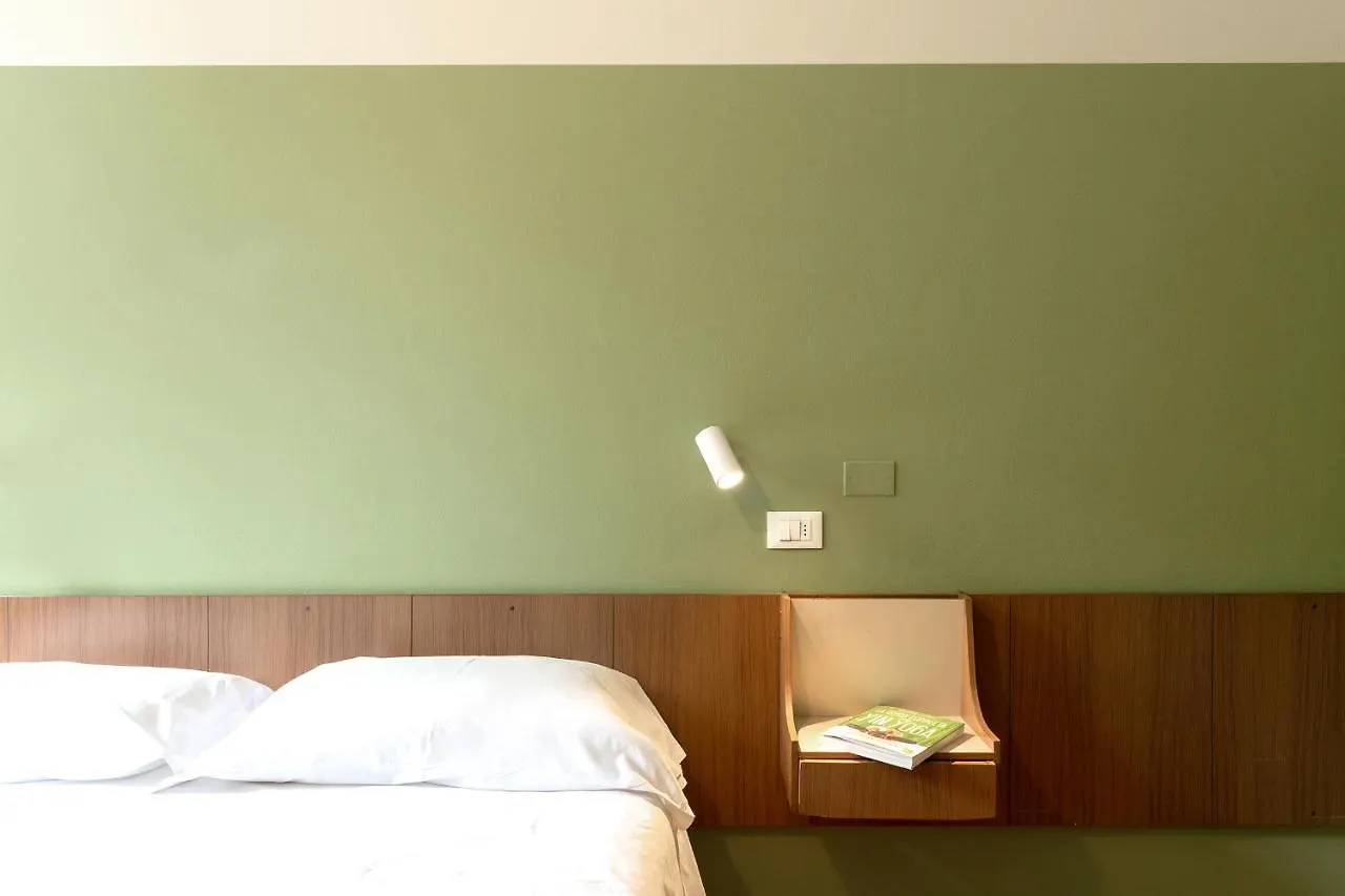 Hotel Millepini Marina Romea 3*,  Ιταλία