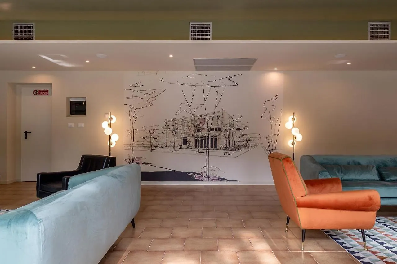 Hotel Millepini Marina Romea 3*,