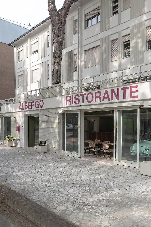 Hotel Millepini Marina Romea